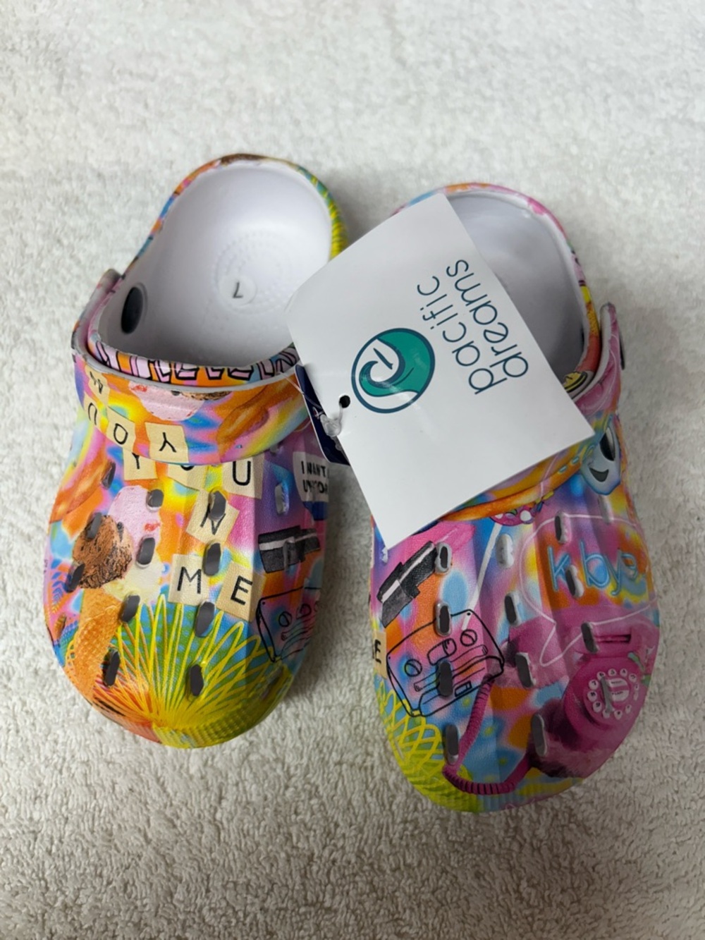 Pacific Dreams Colorful Pink Blue Slip-On Clogs